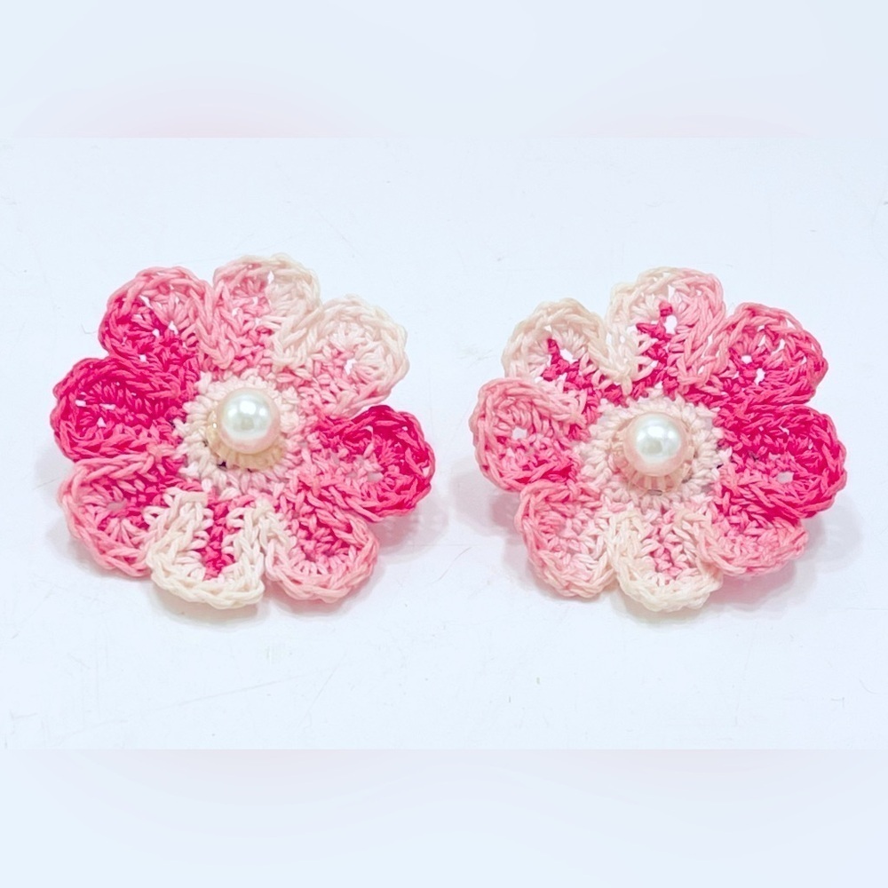Hand Crafted Pink Ombre Crochet Flower Earrings with Pearl Center, Clip On